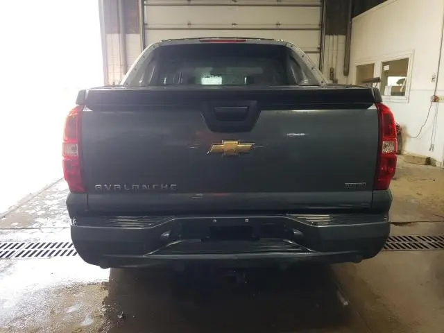 2011 CHEVROLET AVALANCHE LT  