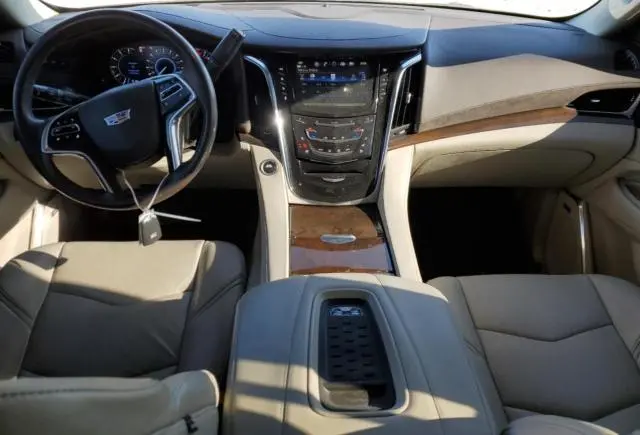2017 CADILLAC ESCALADE LUXURY  