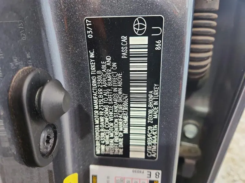 2018 TOYOTA C-HR XLE  