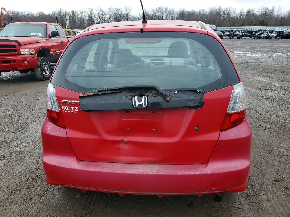 2010 HONDA FIT   