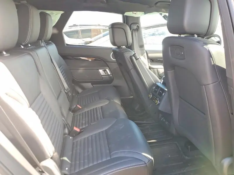 2026 LAND ROVER DISCOVERY S  