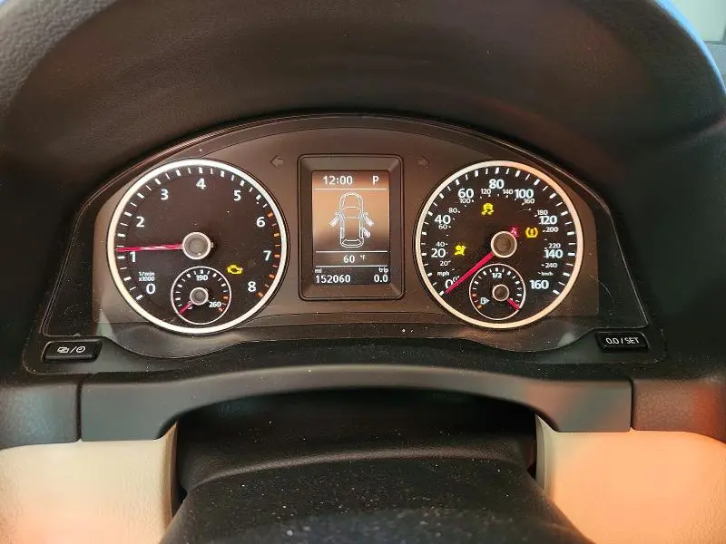 2017 VOLKSWAGEN TIGUAN S  