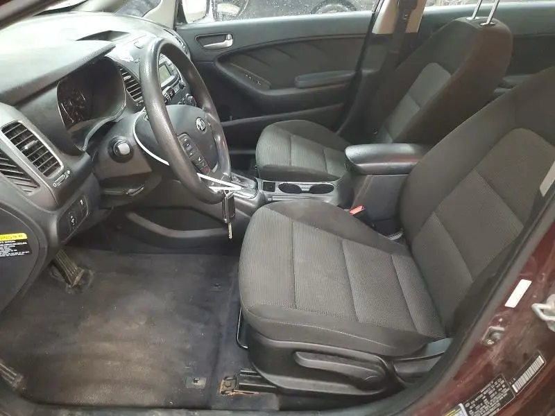 2017 KIA FORTE LX  