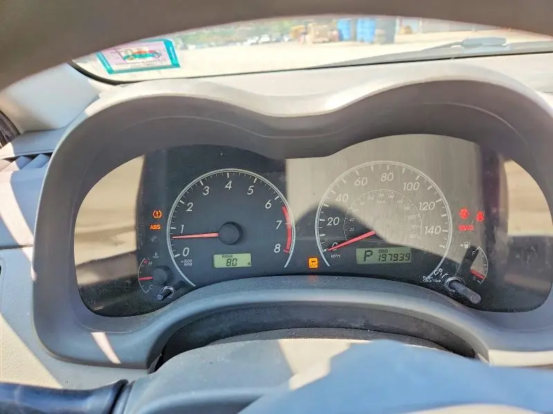 2010 TOYOTA COROLLA LE  