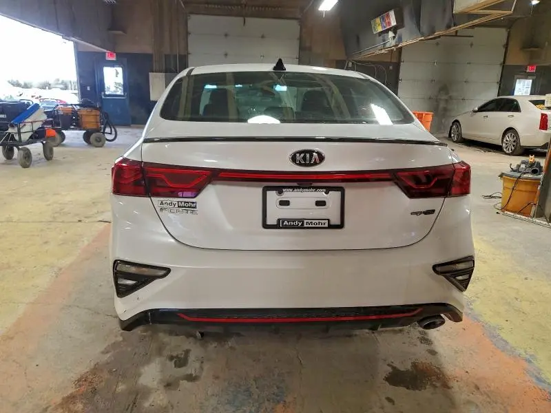 2021 KIA FORTE GT LINE  