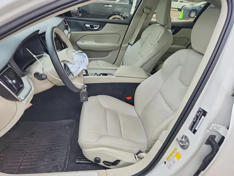 2024 VOLVO S60 PLUS  