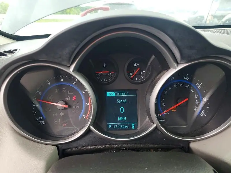2015 CHEVROLET CRUZE LT  