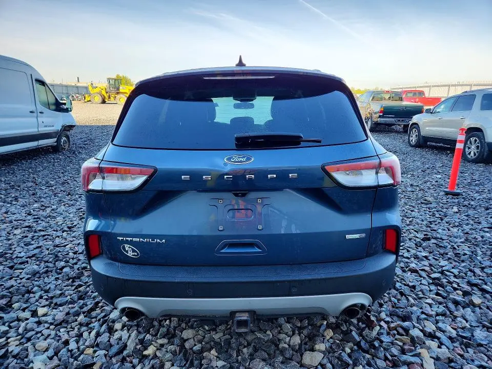 2020 FORD ESCAPE TITANIUM  