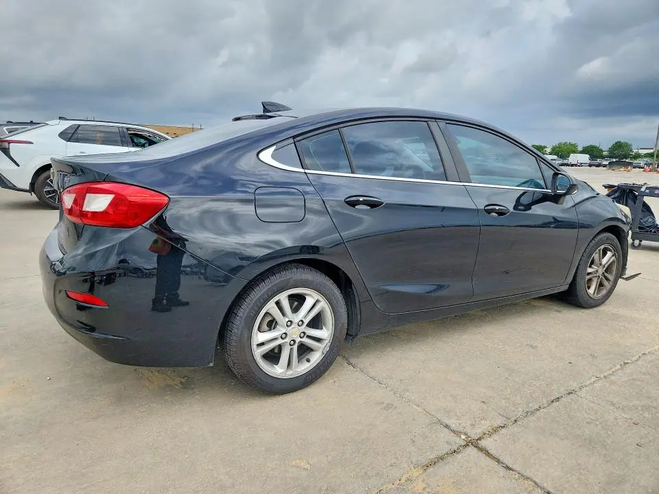2016 CHEVROLET CRUZE LT  