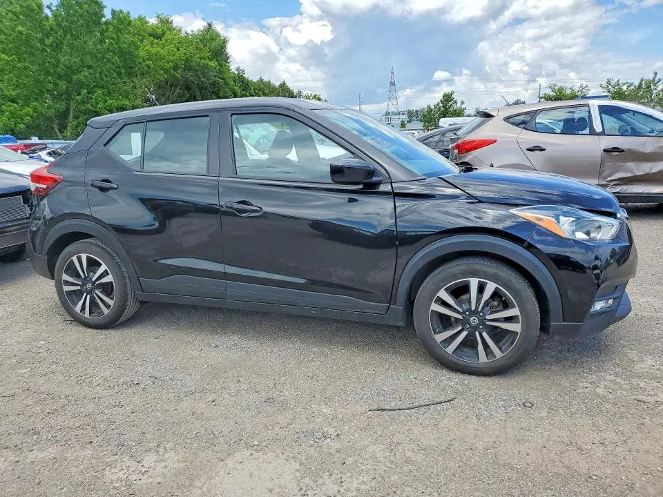 2019 NISSAN KICKS S  