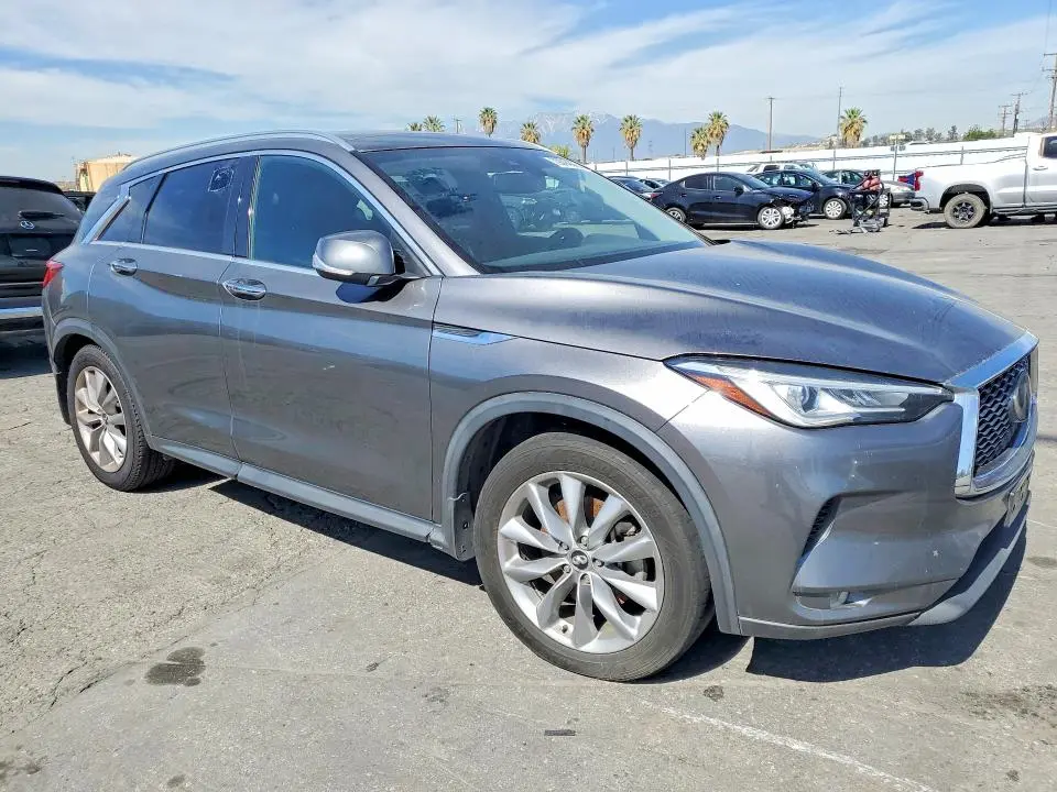 2019 INFINITI QX50 LUXE  