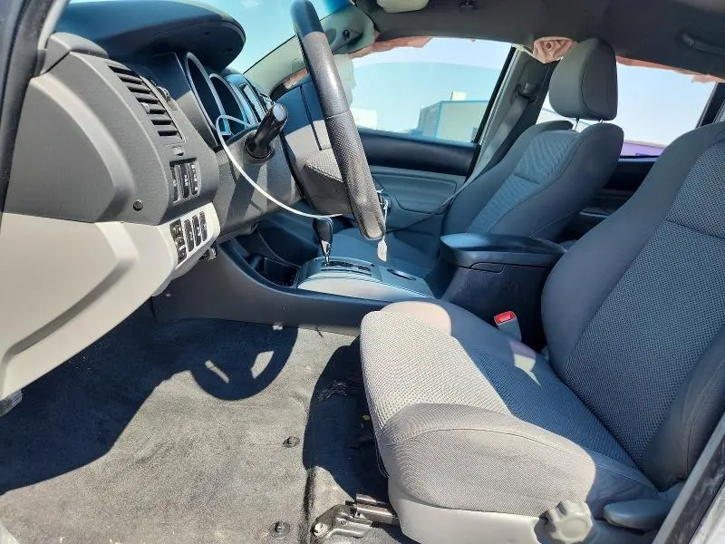 2015 TOYOTA TACOMA V6  