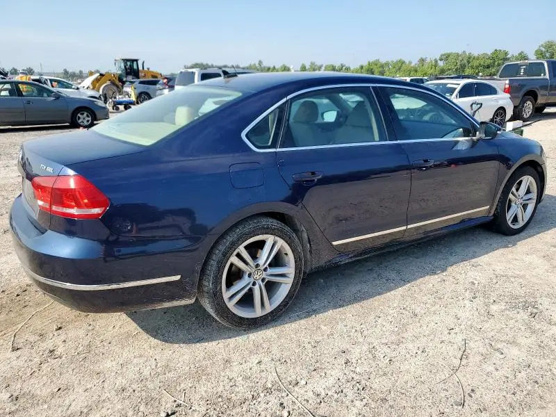 2012 VOLKSWAGEN PASSAT SEL  