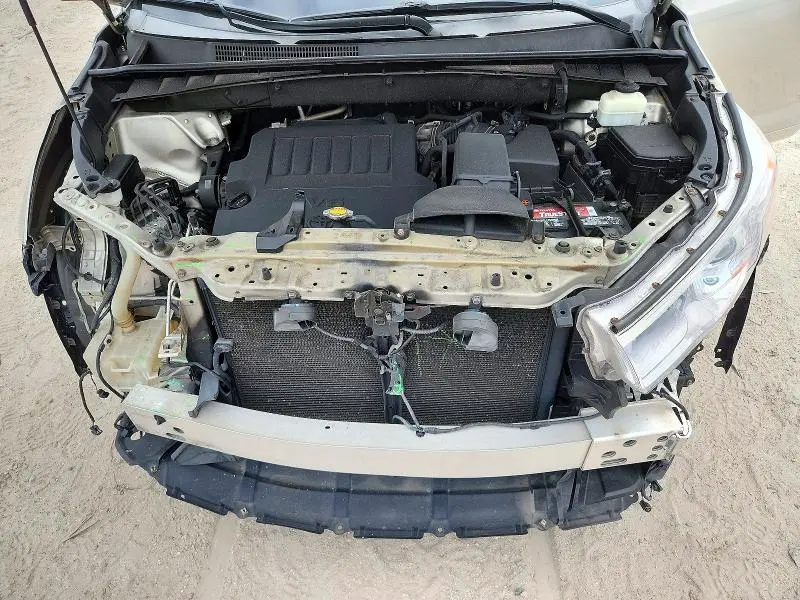 2014 TOYOTA HIGHLANDER LIMITED  