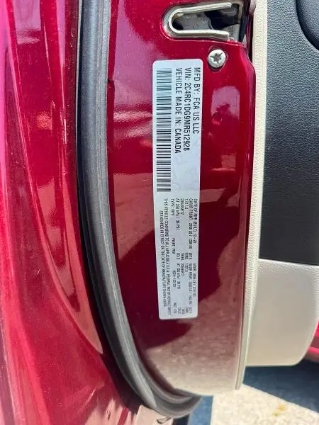 2021 CHRYSLER VOYAGER LXI  