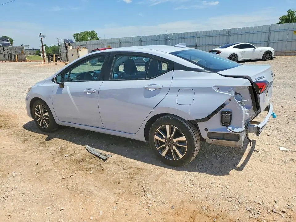 2025 NISSAN VERSA SV  