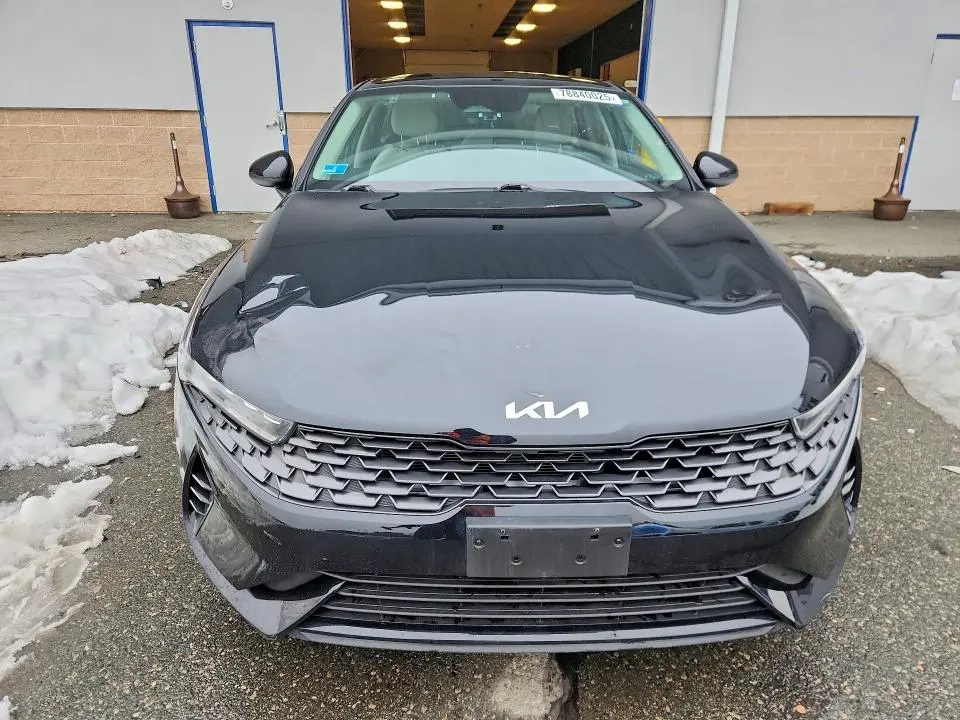 2022 KIA K5 LXS  