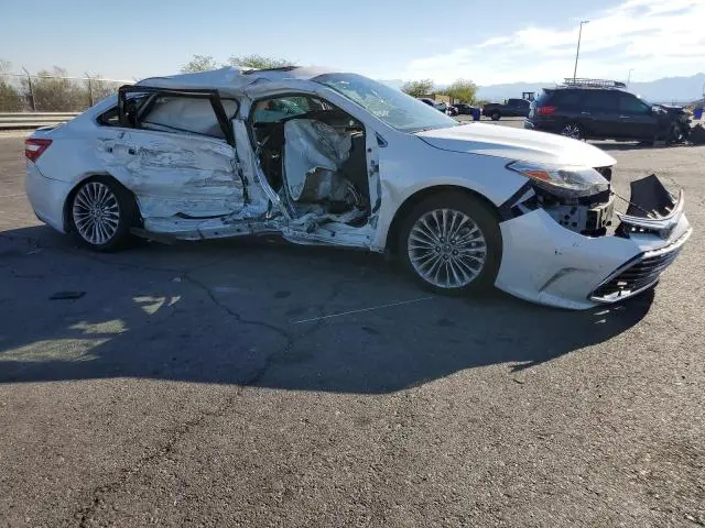 2018 TOYOTA AVALON XLE  