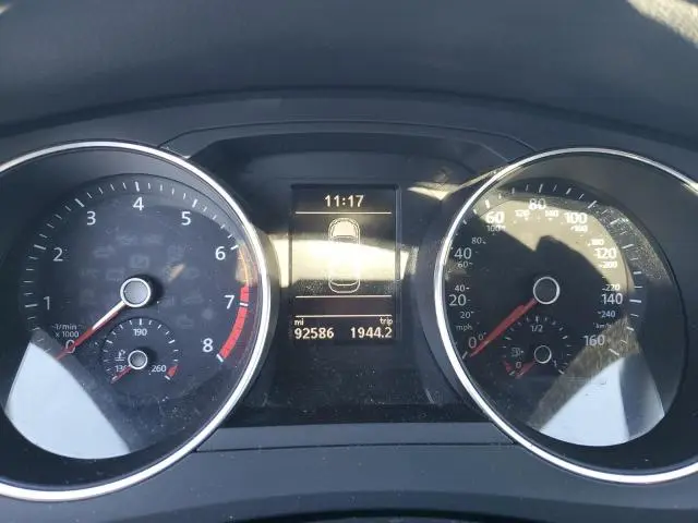 2017 VOLKSWAGEN JETTA SE  