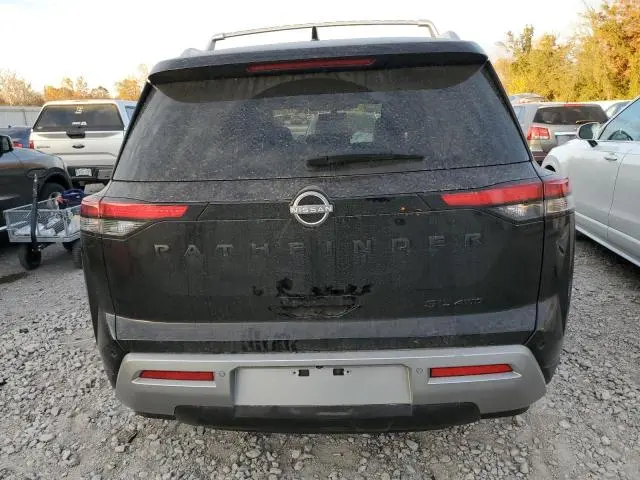 2024 NISSAN PATHFINDER SL  