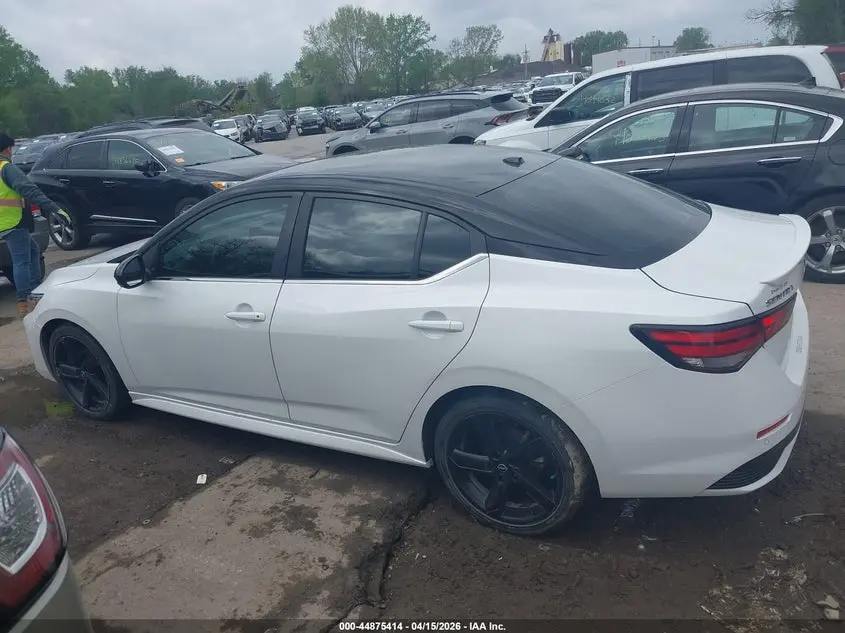 2024 NISSAN SENTRA SR XTRONIC CVT