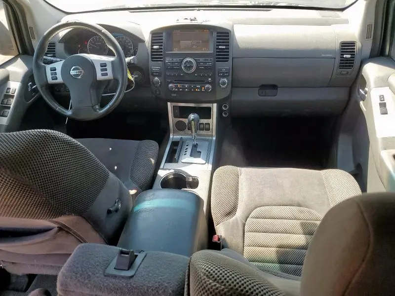 2011 NISSAN PATHFINDER
