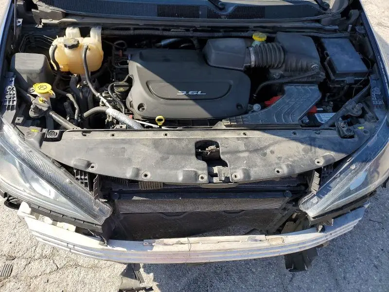 2017 CHRYSLER PACIFICA LIMITED  