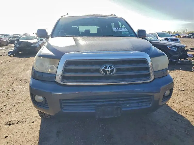 2010 TOYOTA SEQUOIA SR5  