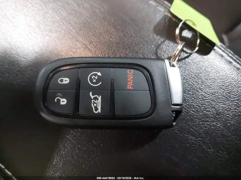 2020 JEEP CHEROKEE LIMITED 4X4