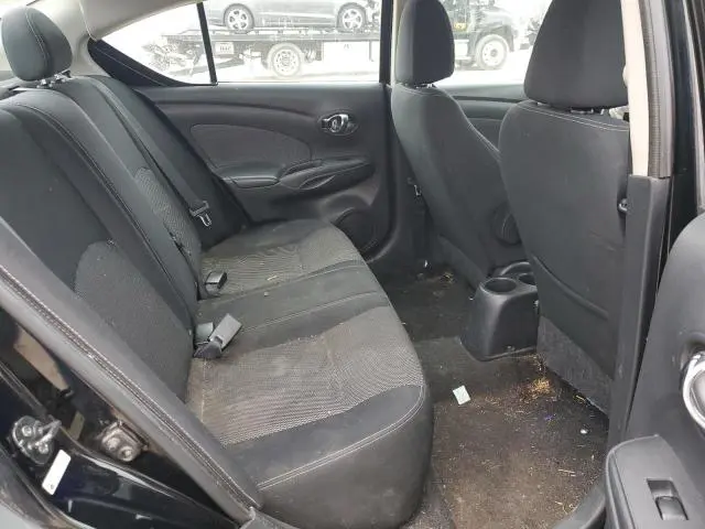 2015 NISSAN VERSA S  