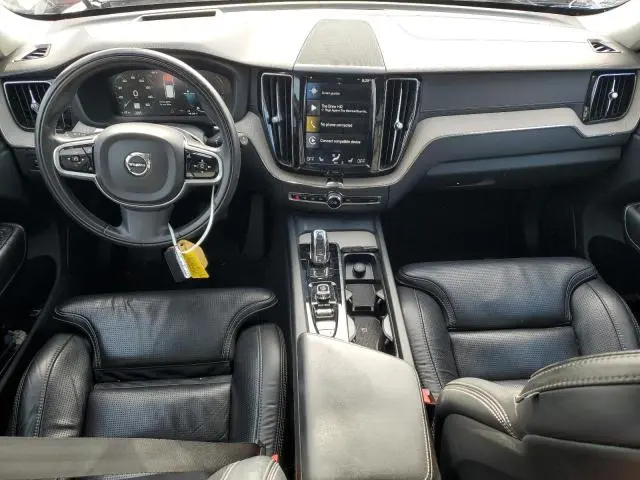 2018 VOLVO XC60 T8 INSCRIPTION  