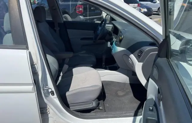 2011 HYUNDAI ACCENT GLS  