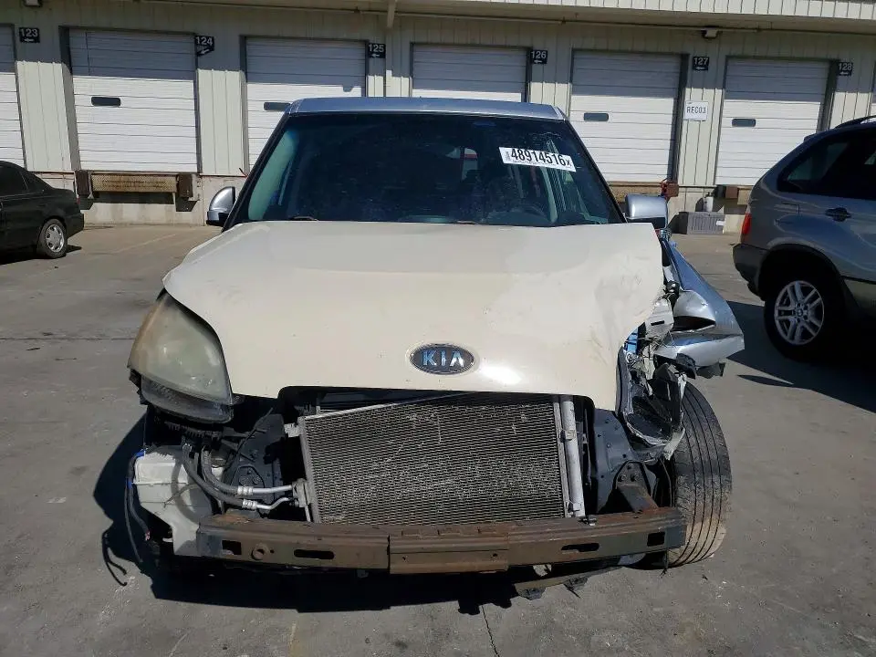 2010 KIA SOUL +  