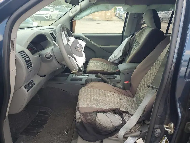 2019 NISSAN FRONTIER SV  