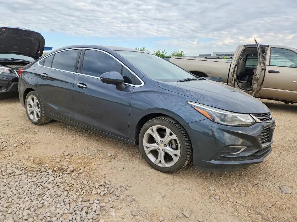 2017 CHEVROLET CRUZE PREMIER  