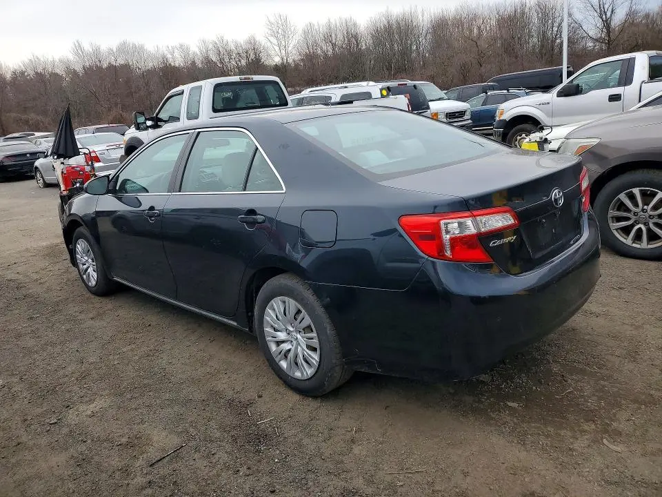 2012 TOYOTA CAMRY LE  