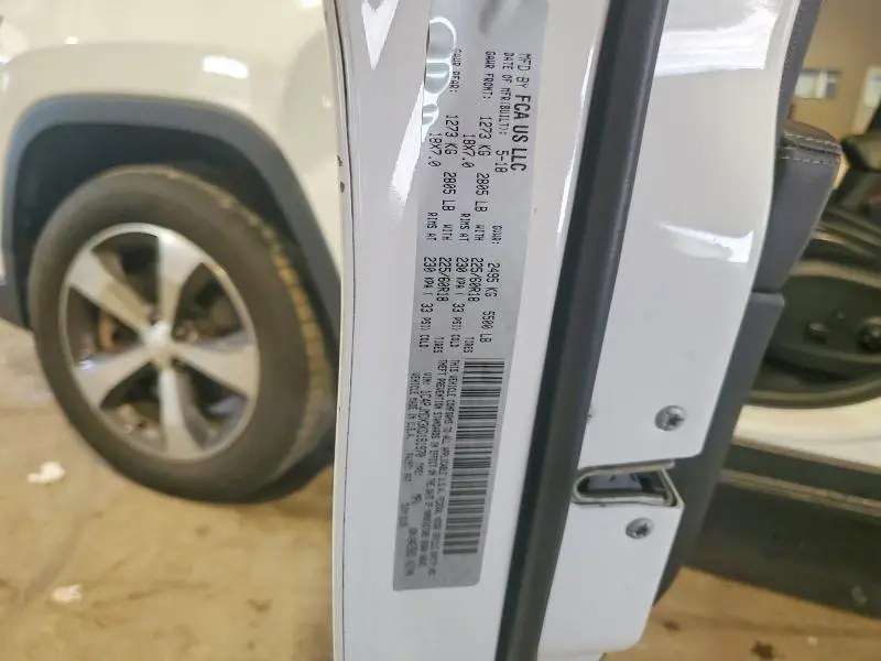 2019 JEEP CHEROKEE LIMITED  