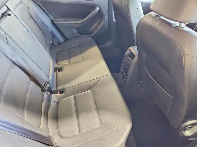2011 VOLKSWAGEN JETTA TDI  