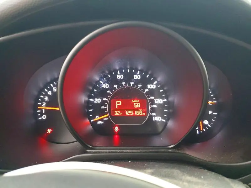 2016 KIA SOUL   
