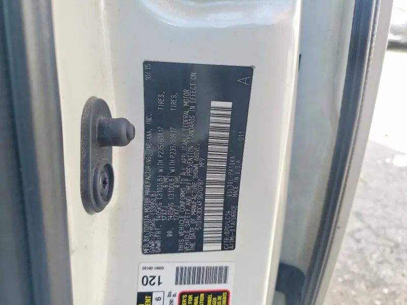 2015 TOYOTA SIENNA XLE PREMIUM 8-PASSENGER  