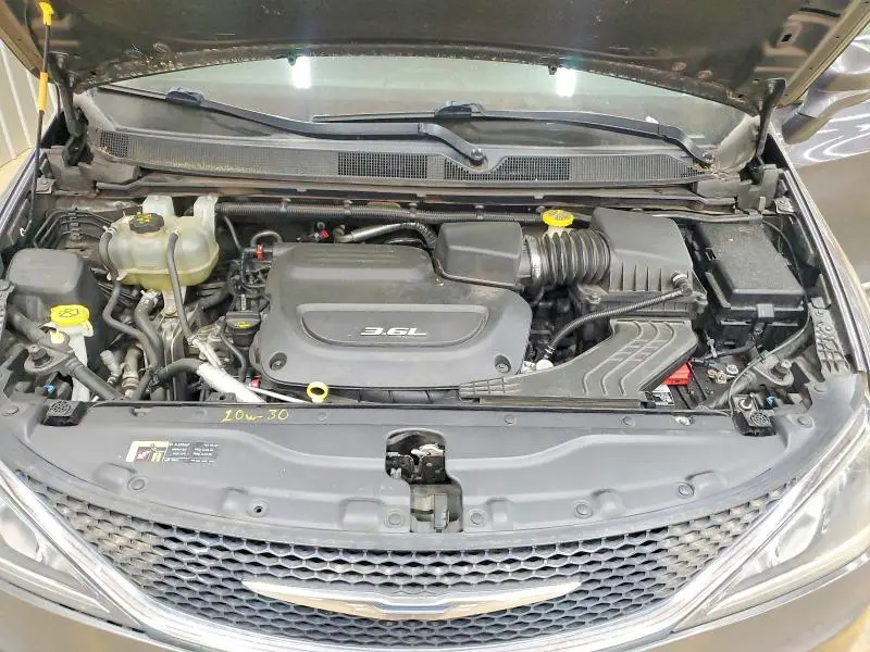 2017 CHRYSLER PACIFICA TOURING L  