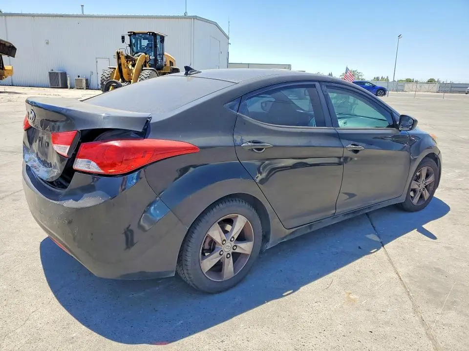 2012 HYUNDAI ELANTRA GLS  