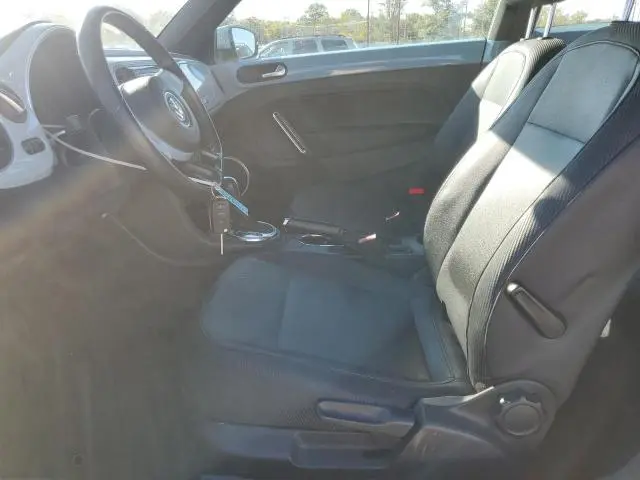 2012 VOLKSWAGEN BEETLE   