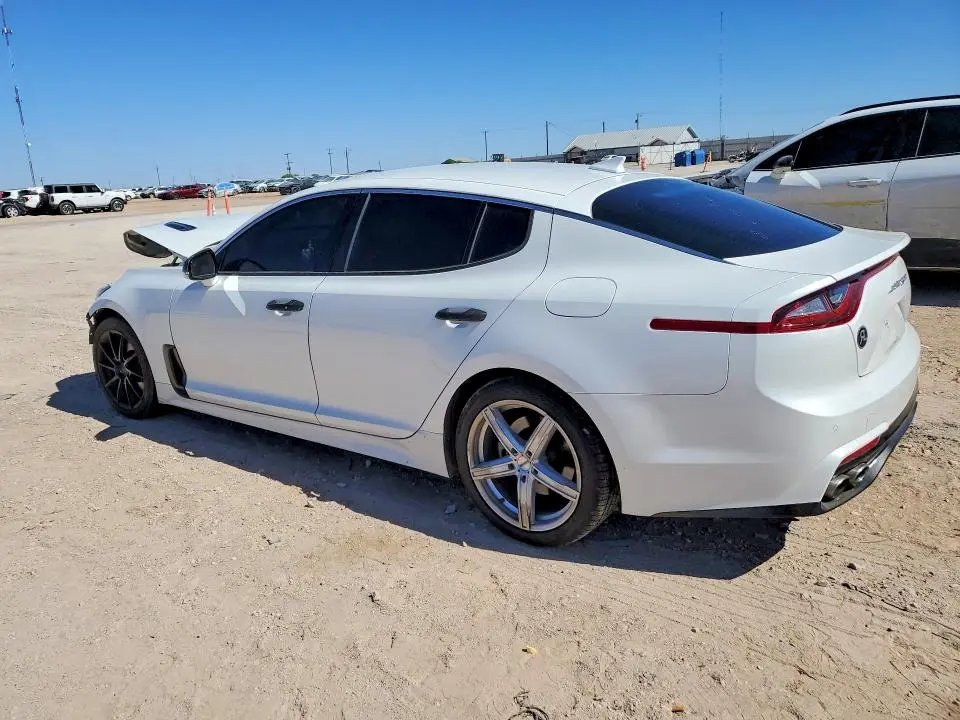 2019 KIA STINGER BASE  