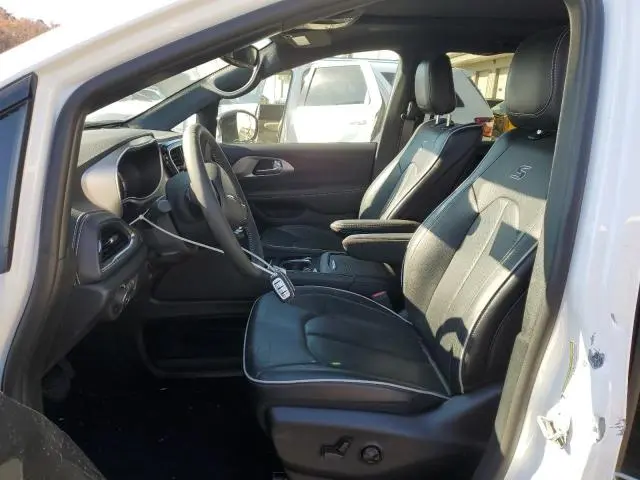 2024 CHRYSLER PACIFICA HYBRID SELECT  