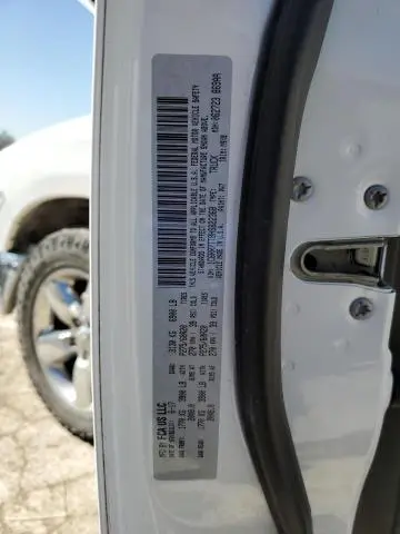 2017 RAM 1500 SLT