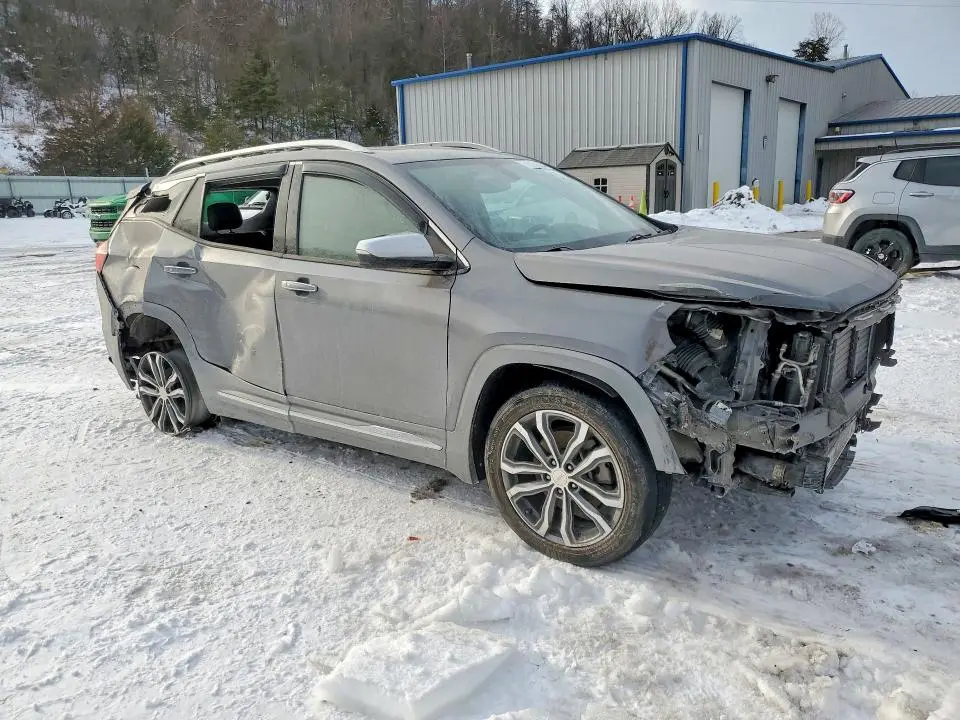 2019 GMC TERRAIN DENALI  