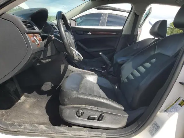 2013 VOLKSWAGEN PASSAT SEL  