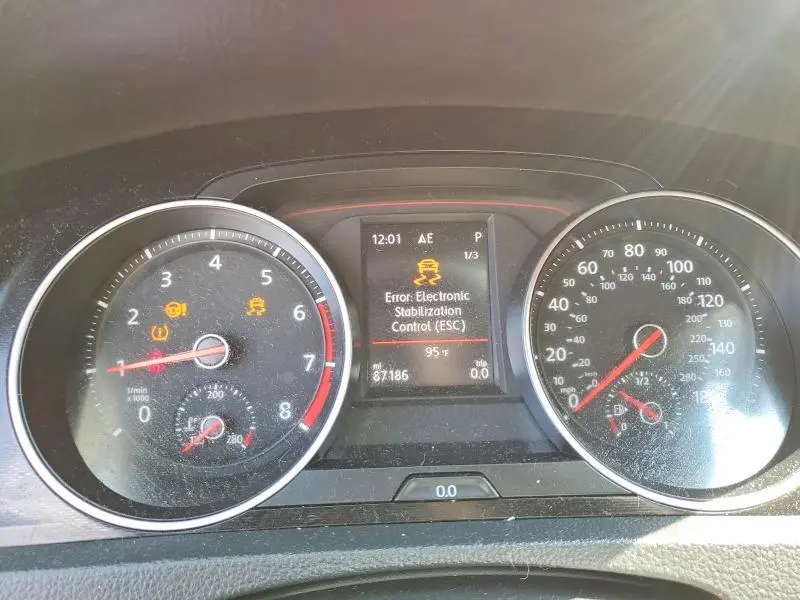 2017 VOLKSWAGEN GTI S  