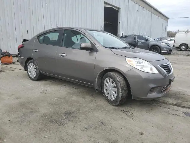 2012 NISSAN VERSA S